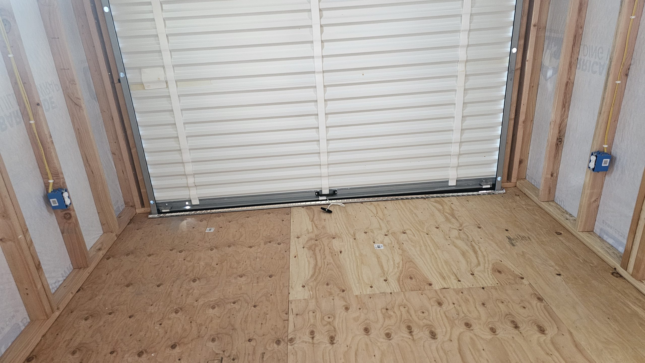 10x24 Utility Garage - Image 7